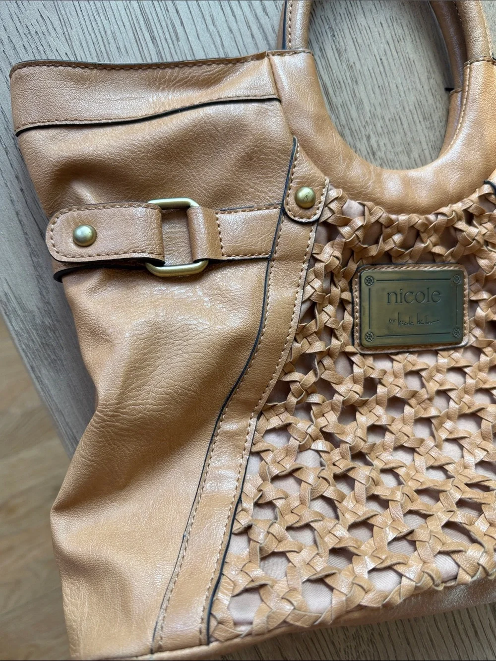 VTG Nicole by Nicole Miller Tan Woven Tote with Round Handles